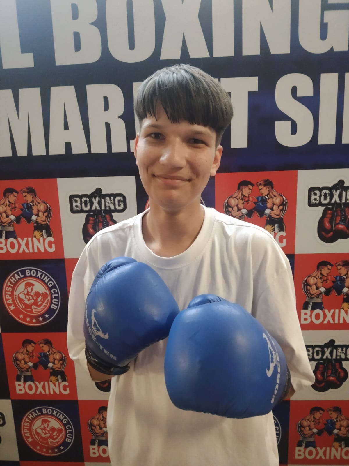 Akshama eyes national level with powerful punch