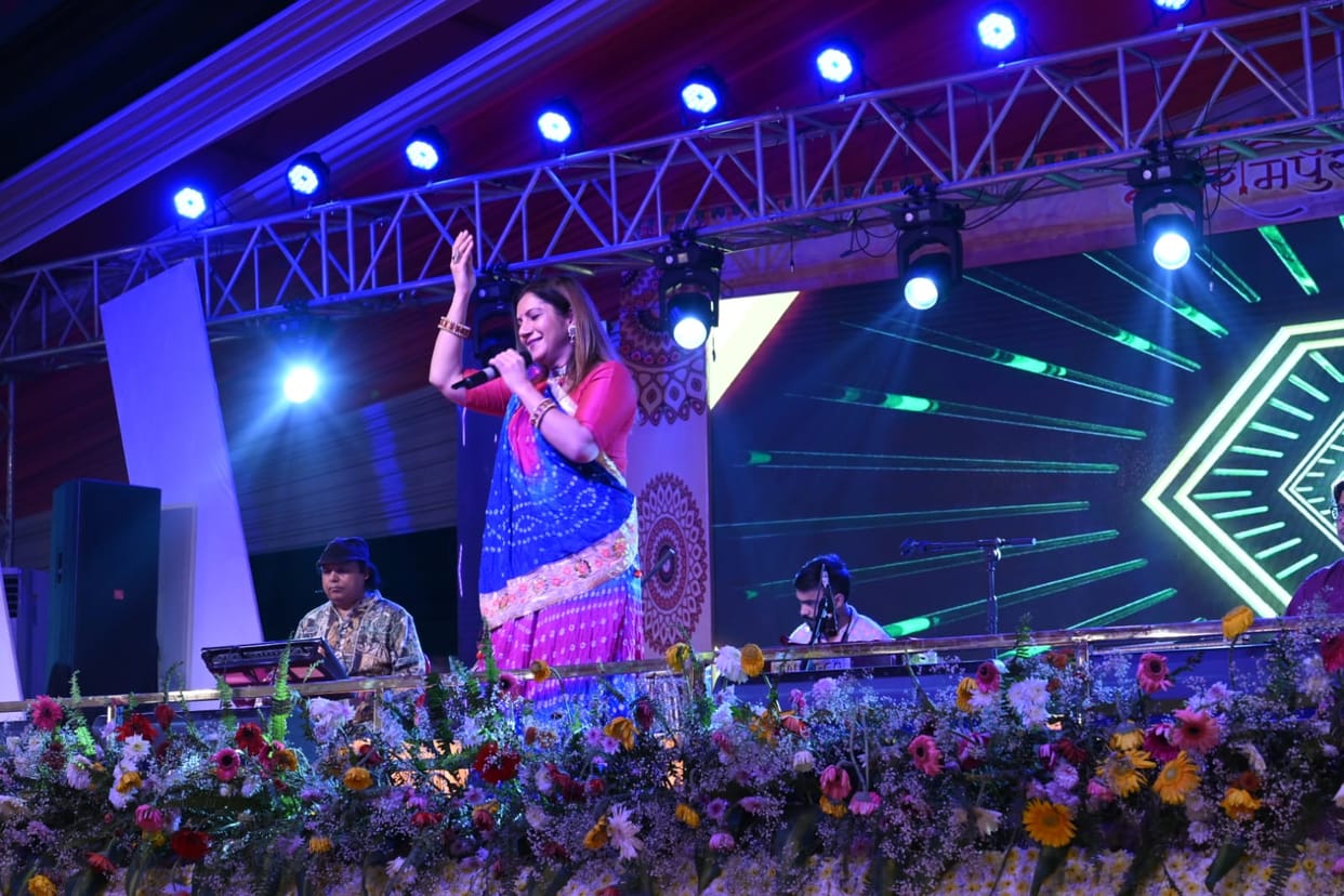 From Raahgiri to a colorful evening, Balrampur immersed in the colors of enthusiasm