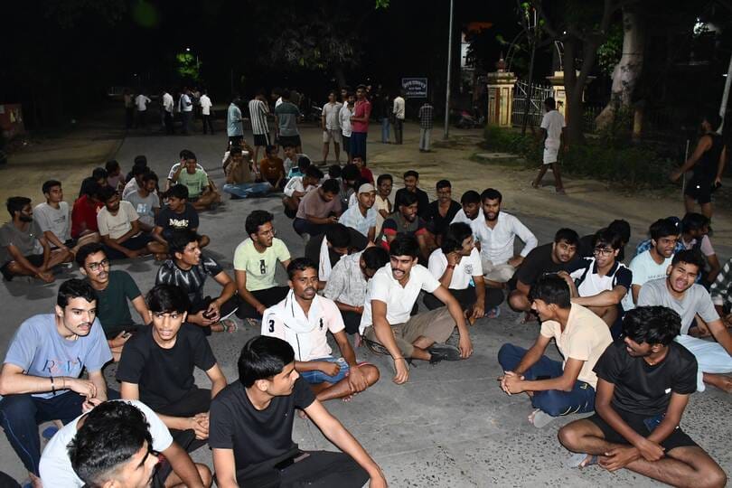 Police Detain Two Students; Road Blockade and Sit-in Staged Outside Birla at BHU