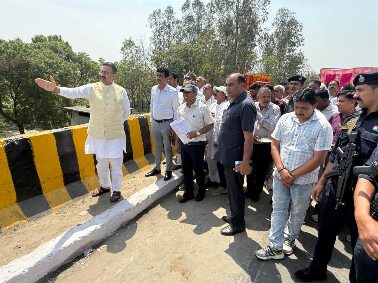  चोरा से मुंडीगढ़ी व सदरपुर सडक़ यमुना क्रीक पर एक समानांतर पुल के निर्माण का शुभारंभ करते विधान