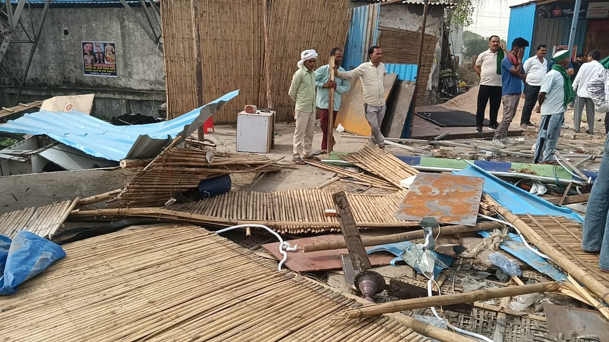 The police demolished the Bhakiyu office built near the Chhijarsi toll.