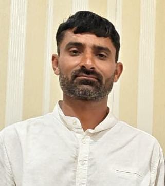 Sonu was unanimously given the charge of Sarpanch of Panchi Jatan.