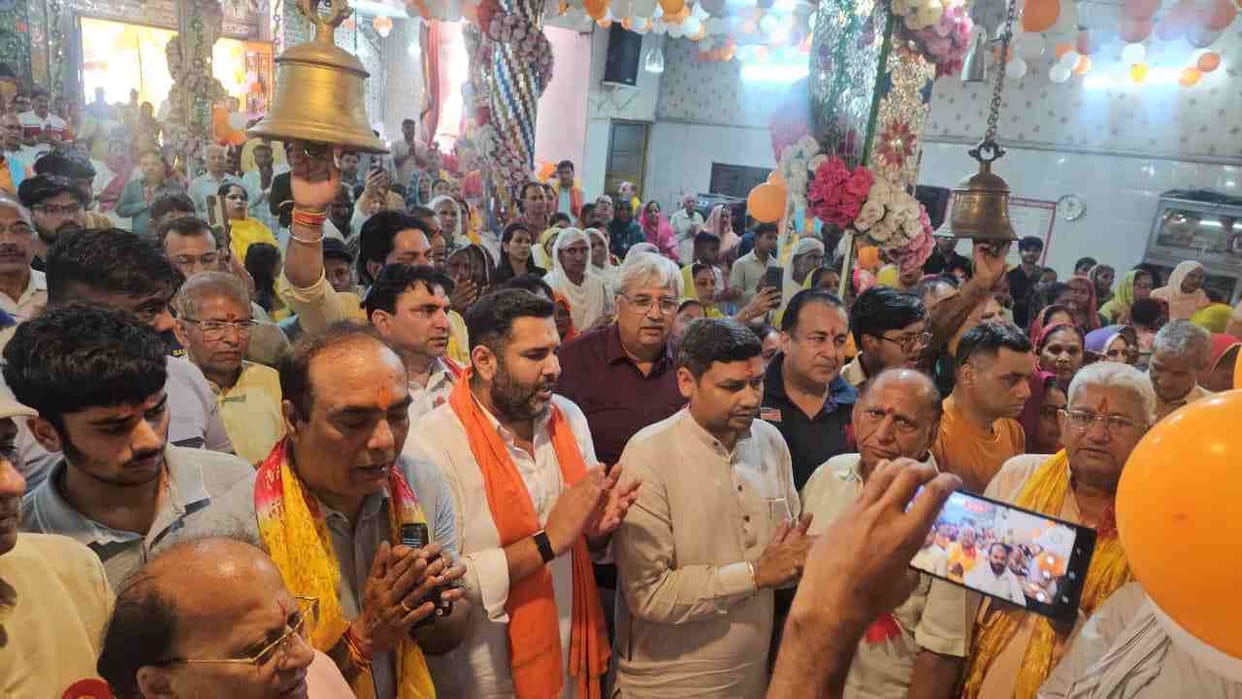 Hanuman Jayanti celebrated with great pomp, processions taken out