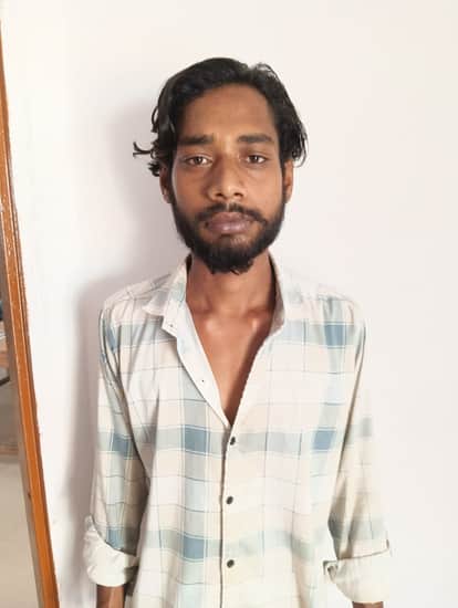 Case of Selling Narcotic Syrup Police Arrest 3 Accused Including Medical Shop Owner in Kanker