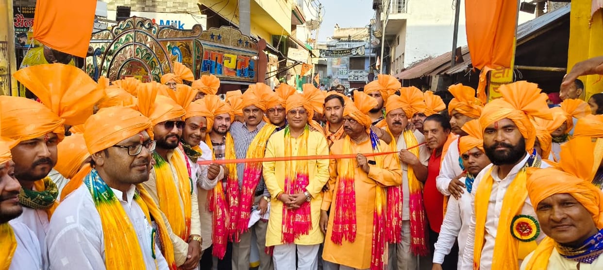 Mother Kali's procession taken out in Gonda