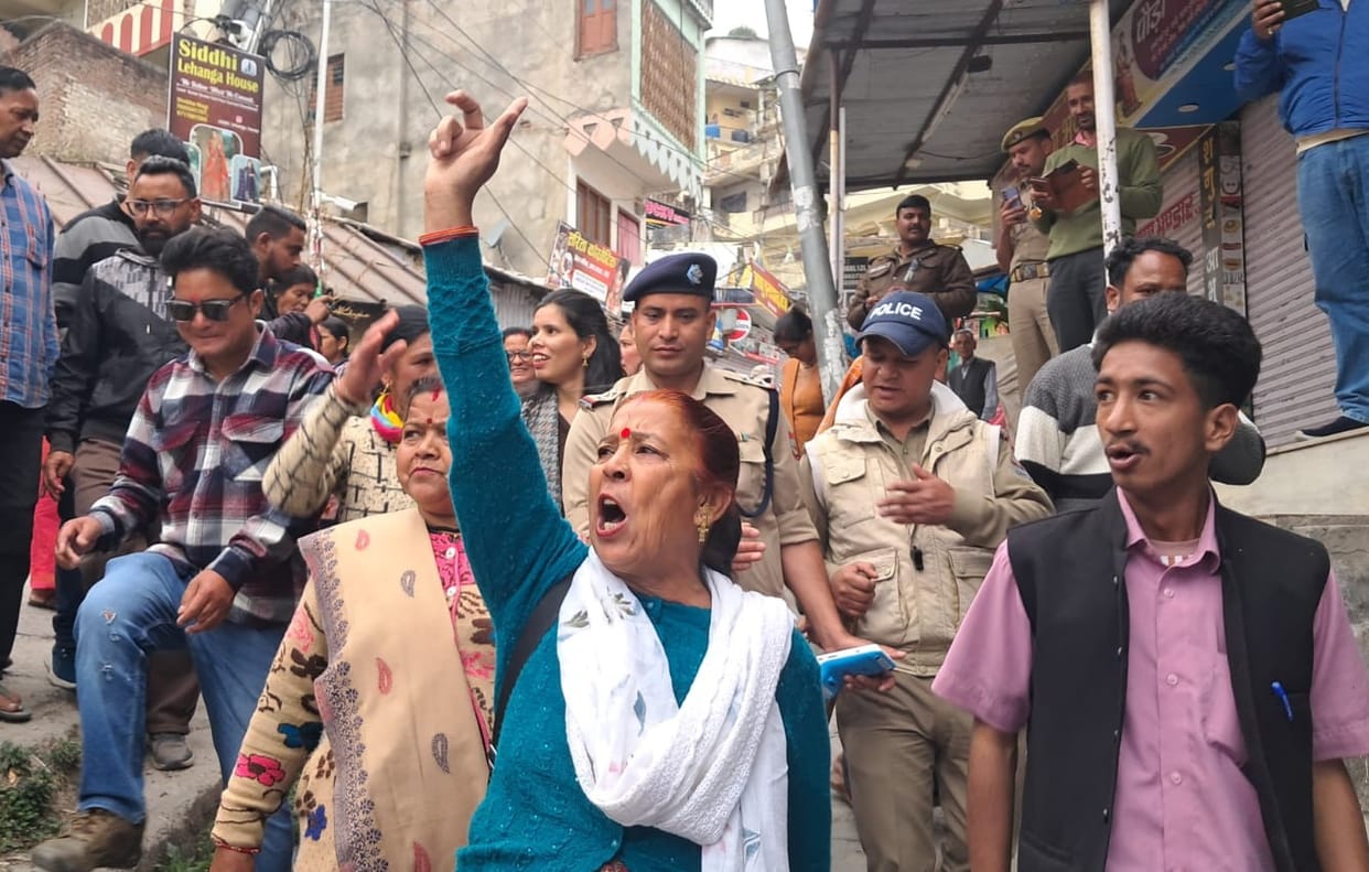 Pauri market closed in protest of attack, women's rally fuels anger