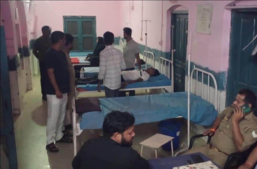 शाहगंज, प्रदर्शनी में मारपीट में घायल का हो रहा उपचार। स्रोत-संवाद