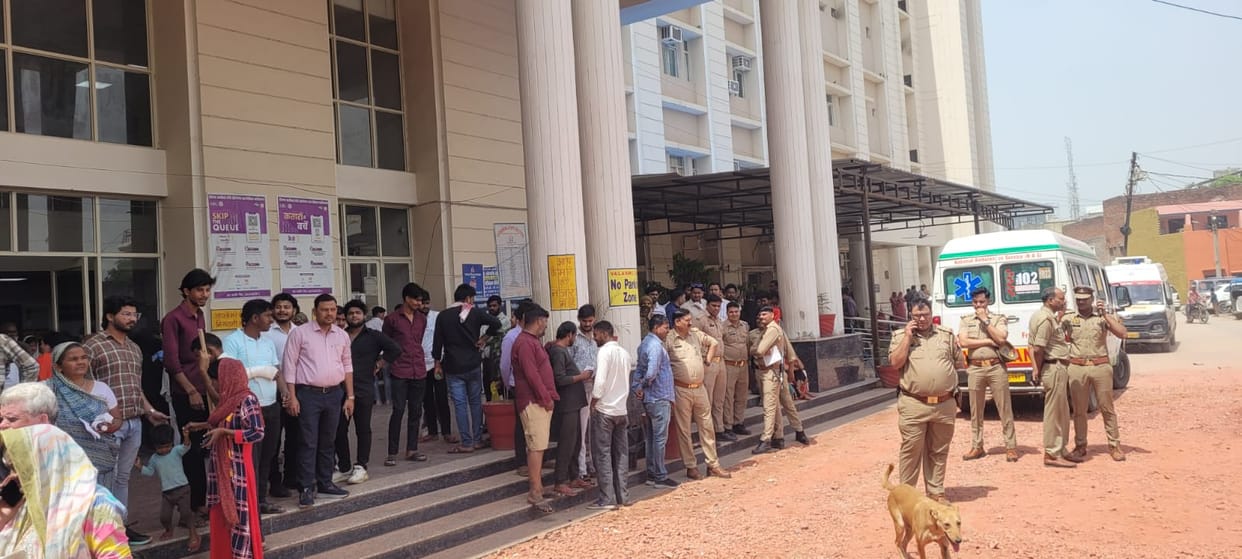 Doctor slaps attendant, uproar ensues