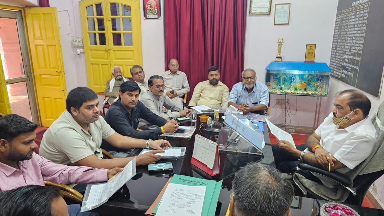 mainpuri news bank negligence