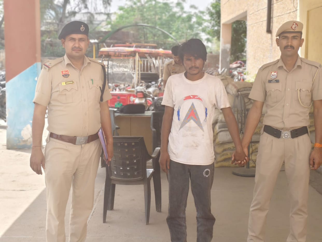 Trolley driver accused of killing Congress leader and driver arrested
