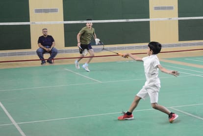 ग्रीनपार्क स्टेडियम में आयोजित बैडमिंटन प्रतियोगिता