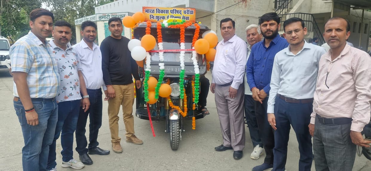 Launch of free permanent e-rickshaws