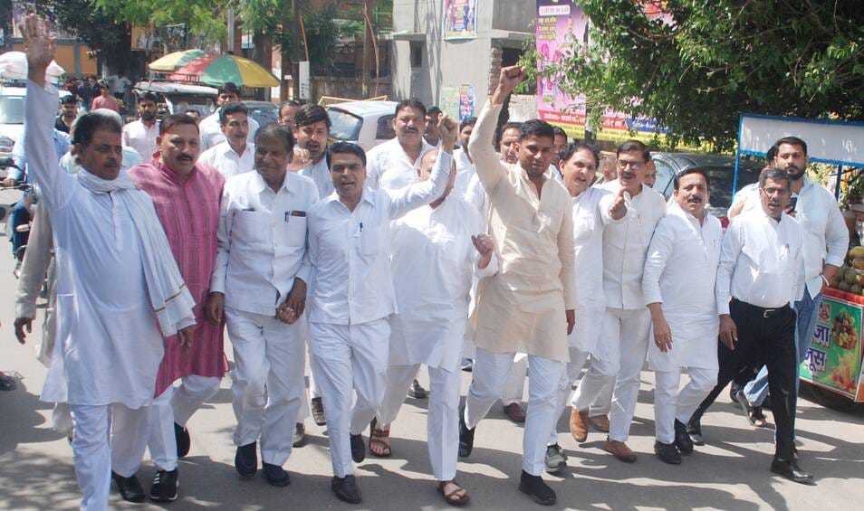 FIR lodged against Jat Parliament Speaker for making derogatory remarks on Chaudhary Charan Singh