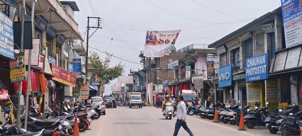 Illegal hoardings eclipse the beauty of Barsar city
