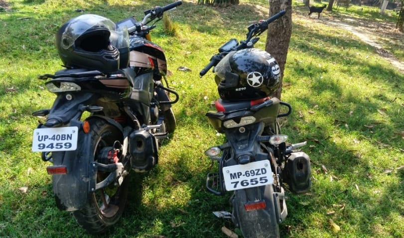 Bihar News : Jewellery robbery: STF detains four accused, police seize two bikes UP and MP  numbers