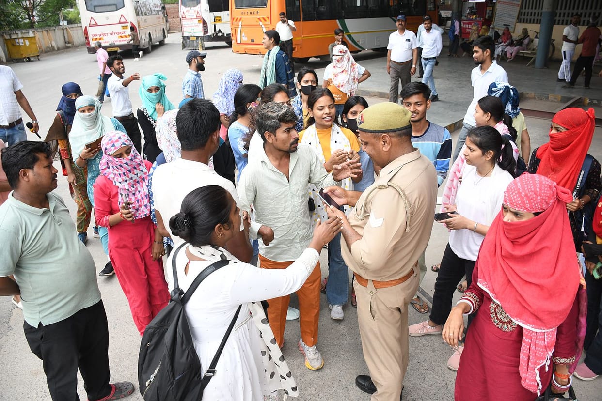 1076 helpline staff detained