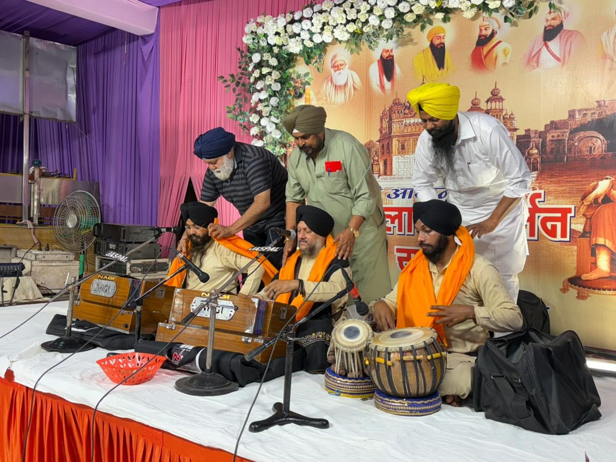 Annual Kirtan Gathering Held at Gurdwara Nawabganj; Devotees Overjoyed Upon Hearing the Shabads