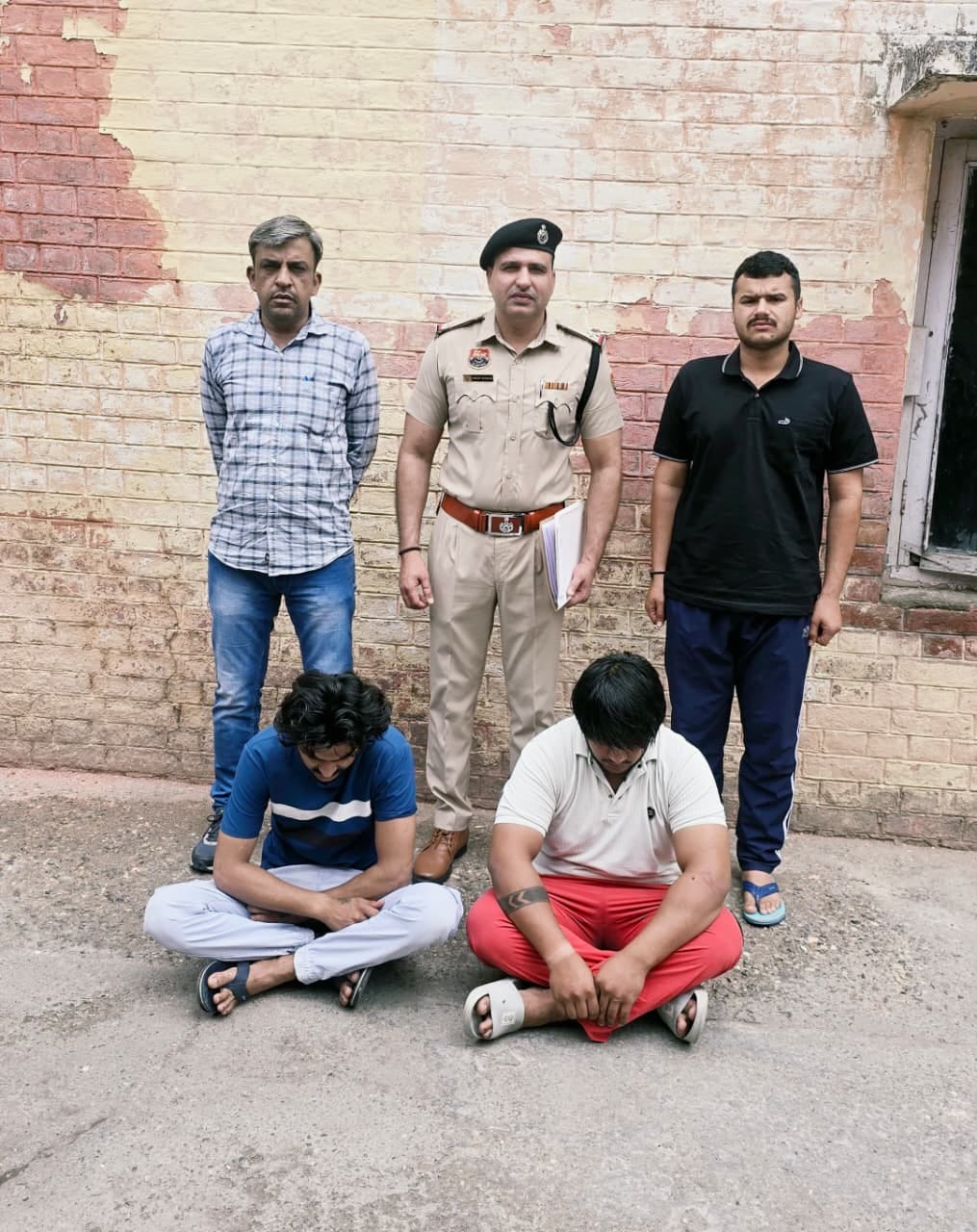 Two accused arrested for snatching Rs 11,700 from petrol pump attendant