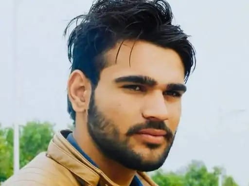 The body of deceased Sunil reached Crora from America