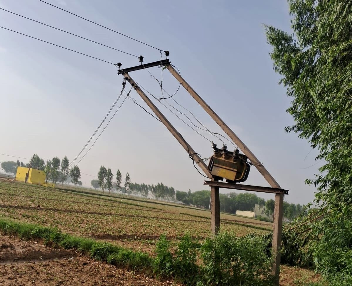 More than 100 villages in Sadabad are in darkness due to the storm.