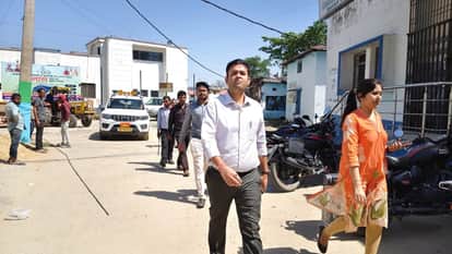 DDC Surprise Inspection at Saharsa Sadar Hospital Fumes Over Poor Facilities Gives Ultimatum