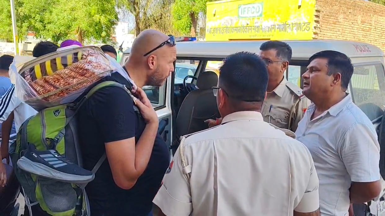 Bikaner: Suspicious Foreign National Apprehended at Border; Agencies Interrogating Denmark Resident