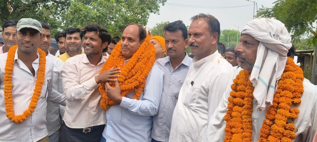 Pramod, who became a Deputy Jailer, was welcomed.