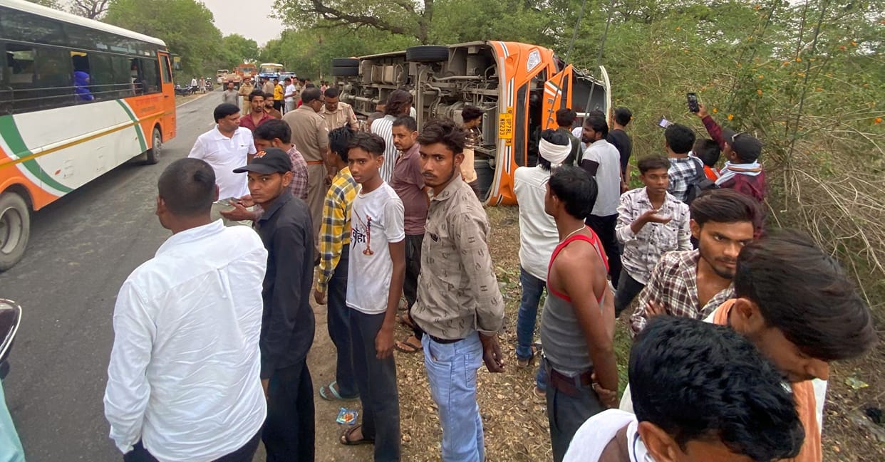 Roadways bus overturned after collision with truck, driver killed, 20 passengers injured