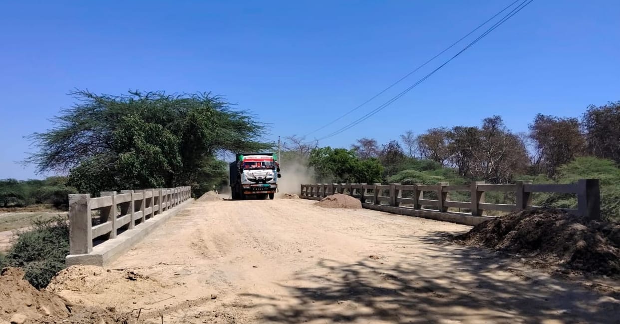 15 lakh received for the safety work of the bridge under construction on Behta drain.