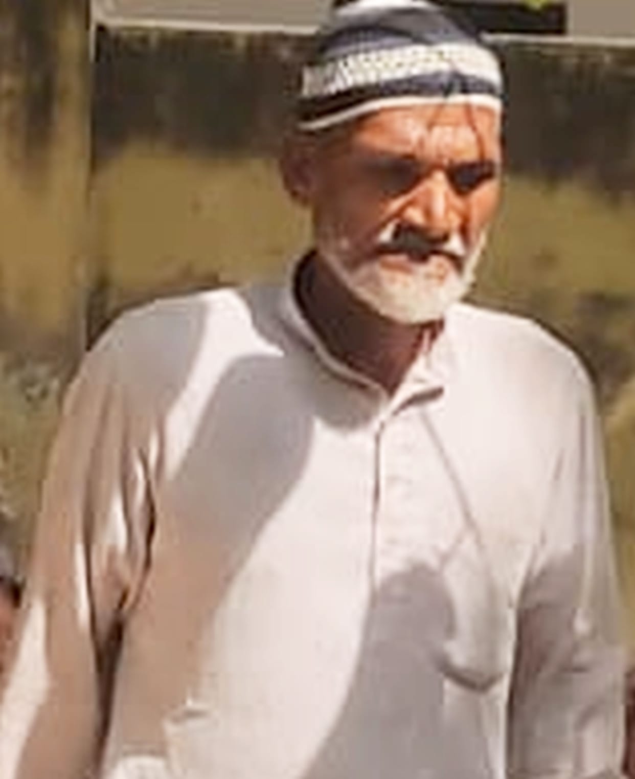 Three Convicts, Including Father and Son, Sentenced to Life Imprisonment for Farmer's Murder