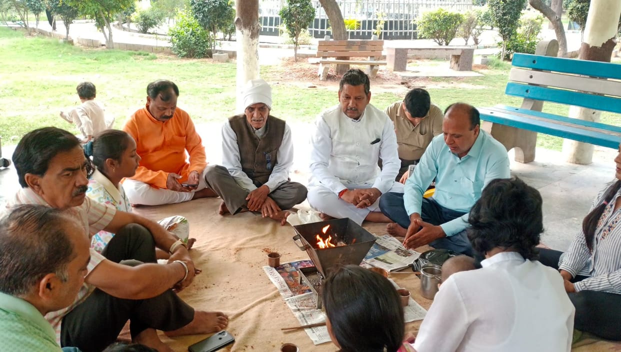 By following the path of Vedas, a man can become a god: Dharmacharya
