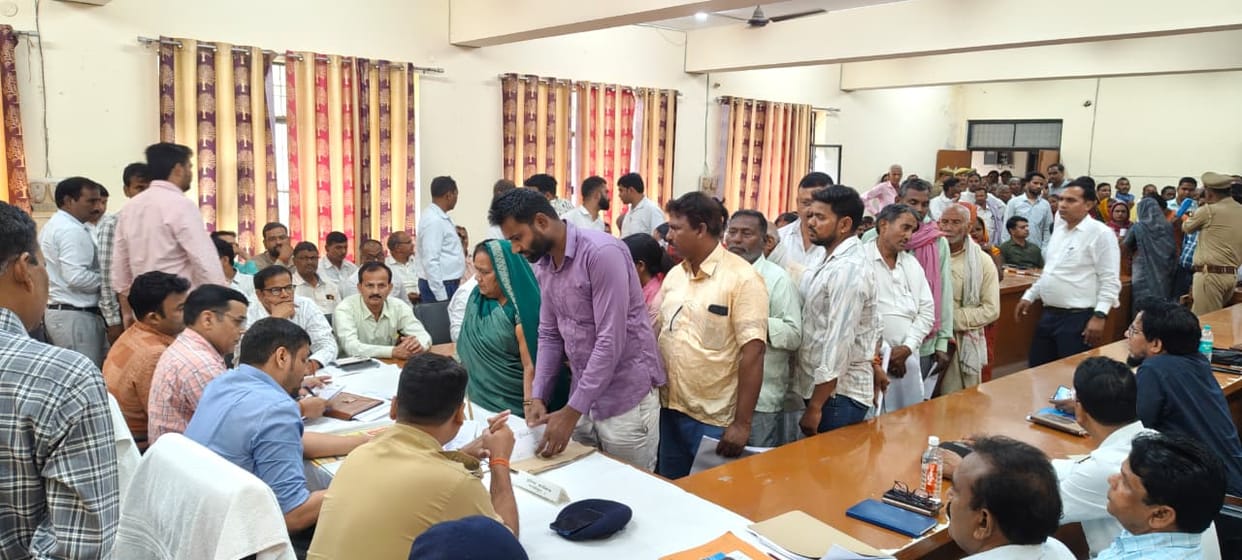 A total of 405 applications were received on the Sampoorna Samadhan Diwas, 41 were disposed of on the spot