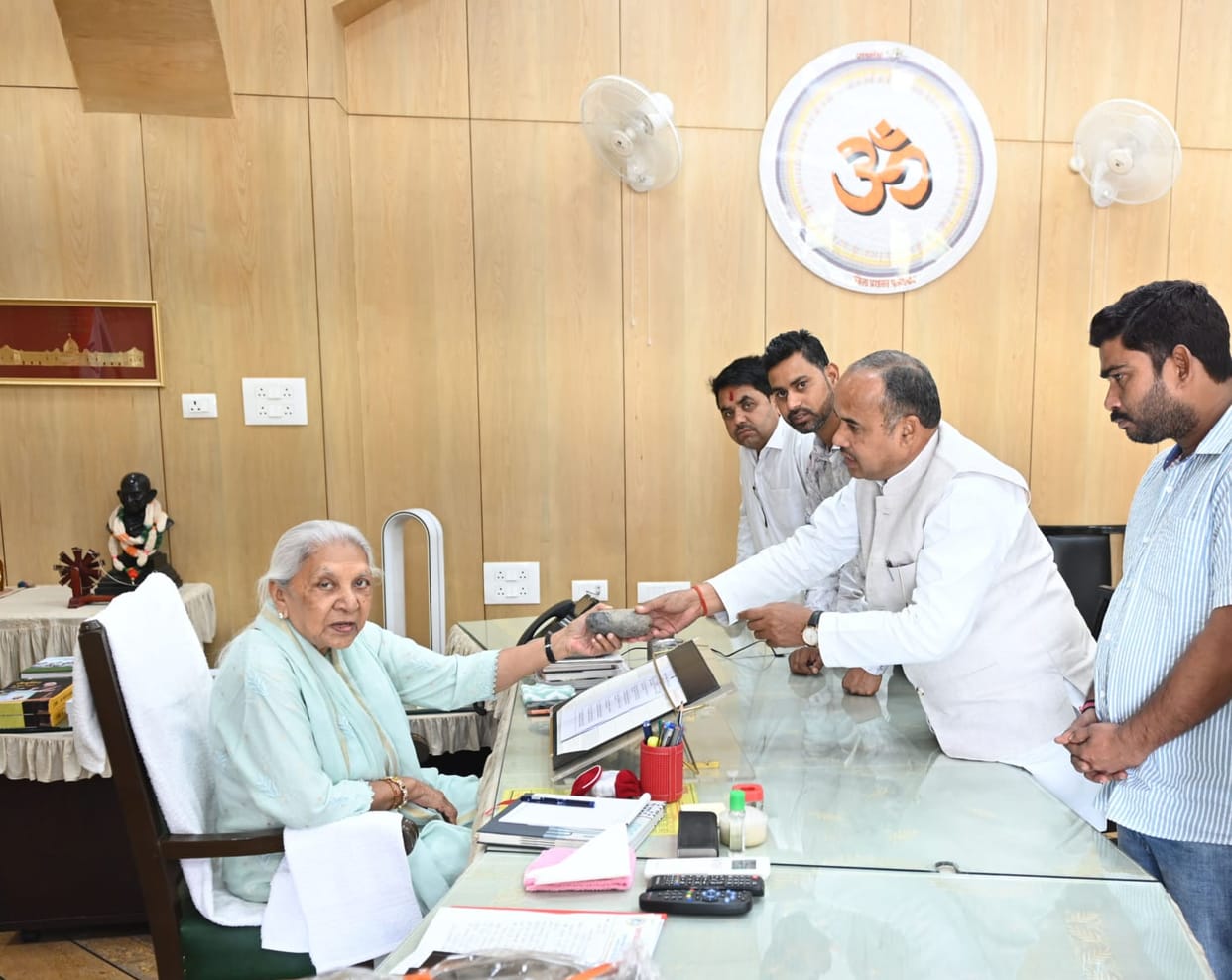 Progressive Farmer Kaushal Presented Black Potatoes to the Governor.