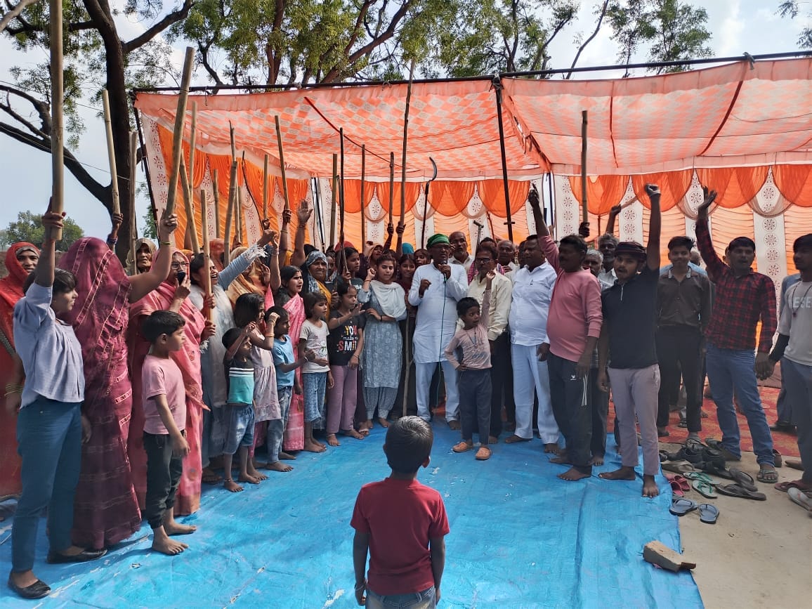 Farmers' protest continues as compensation demands remain unmet