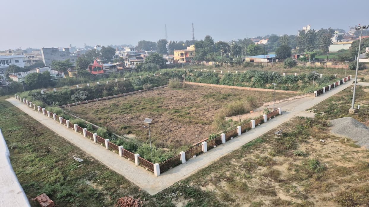 The park will be improved with Rs 1.86 crore, and 300 roads in 45 wards will be built with Rs 45 crore.