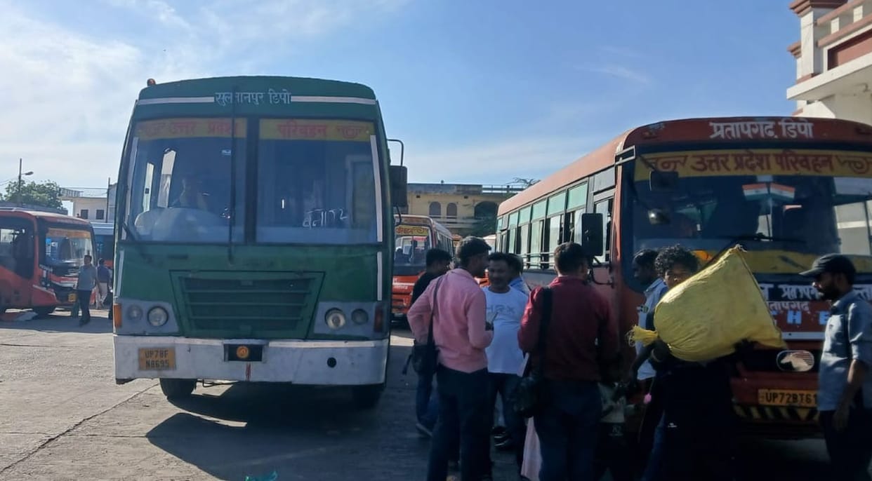 AC Bus Starts Blowing Hot Air; Uproar Ensues After Trip Is Cancelled