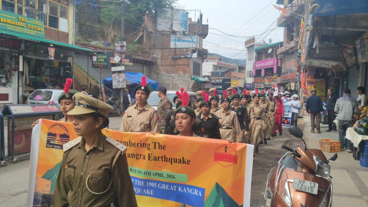 Students took out a rally on Mall Road to create awareness about the disaster.
