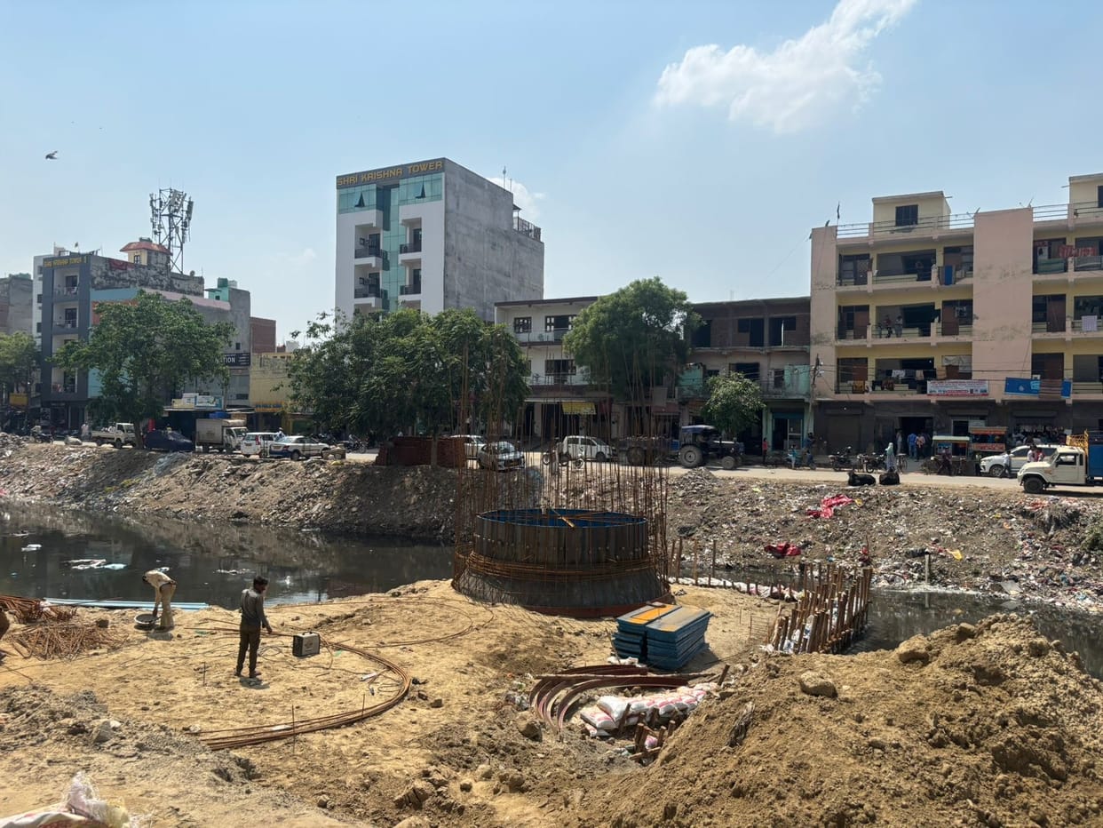 Construction of bridge on Kondli drain in front of Salarpur begins