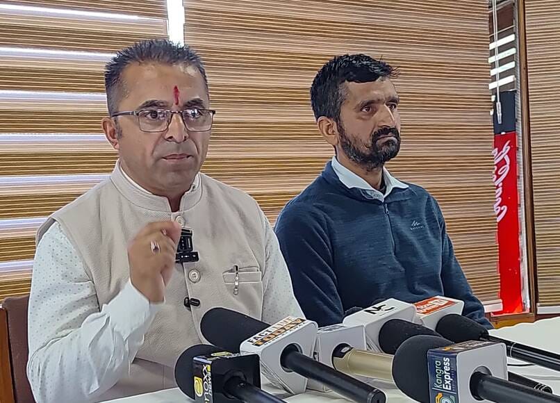 पेड़ों के अंधाधुंध कटान से बढ़ रहा बड़ी त्रासदी का खतरा : नाथू राम