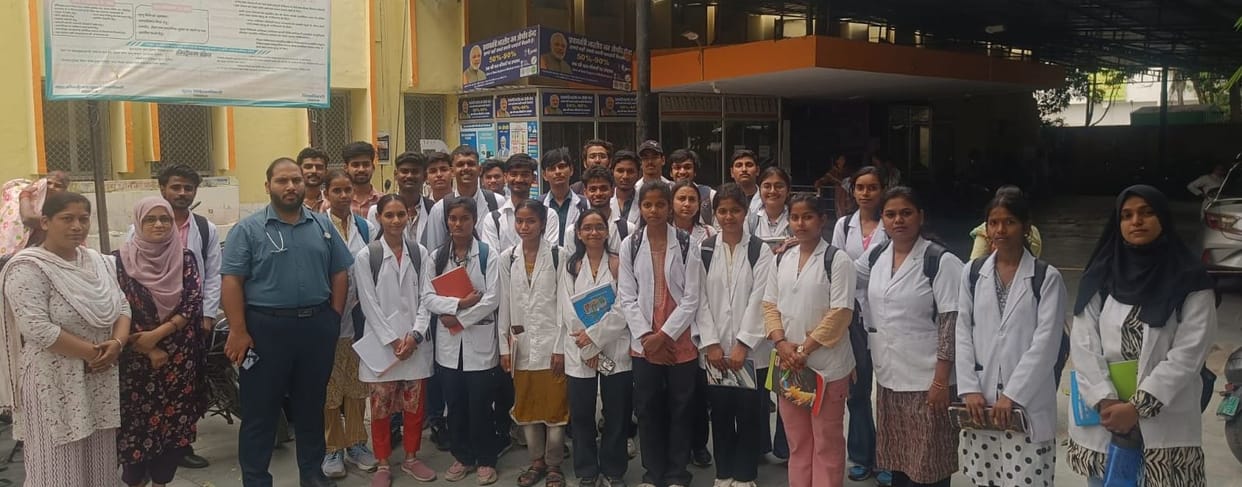 Students Learned How the Health Center Works