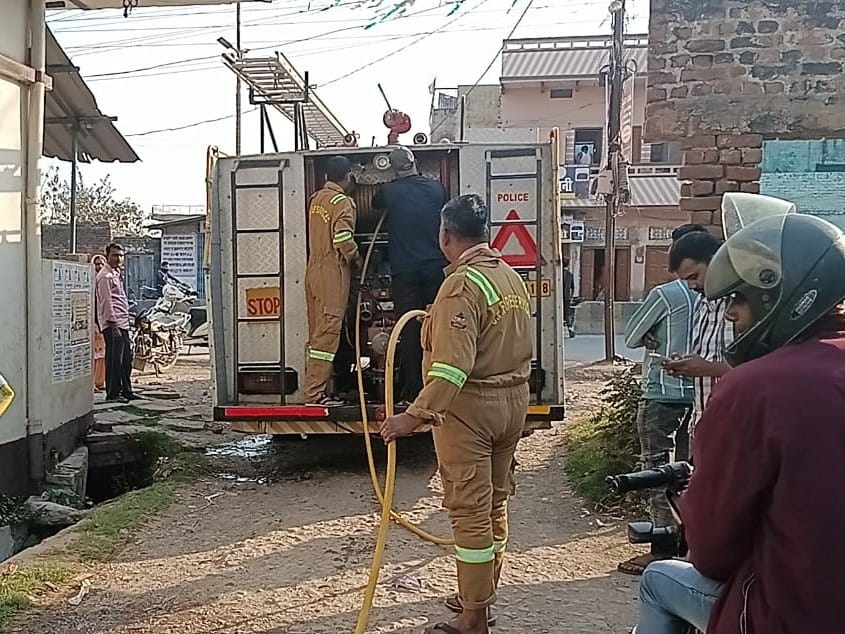 In the event of a fire, fire tenders are dispatched from PDD Upadhyay Nagar (70 km away) and Chakia (40 km away).