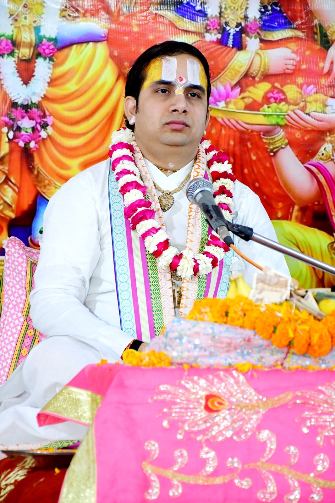 People should adopt the ideals of Lord Shri Ram in their lives: Shastri