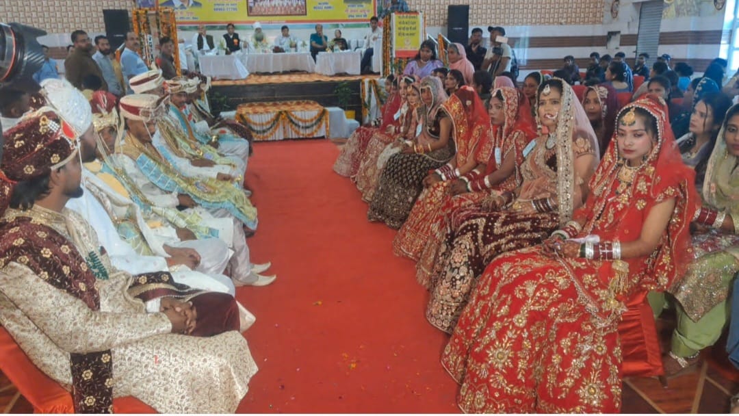 11 couples tied the knot, mass marriage of needy girls was organised