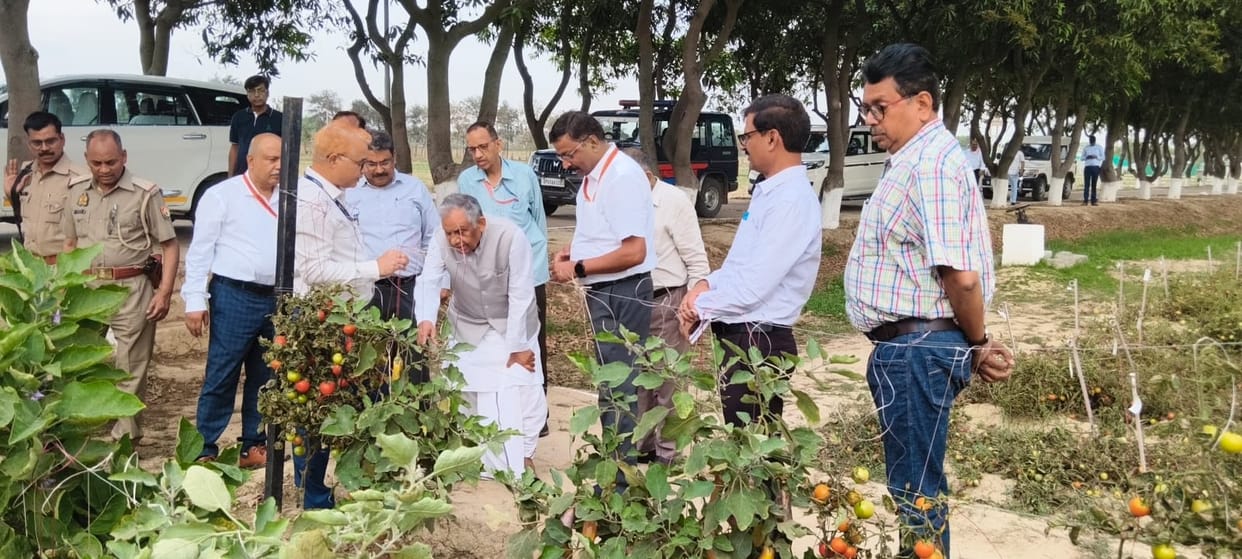 Bring technology to farmers, reduce costs and increase income: Ramnath Thakur