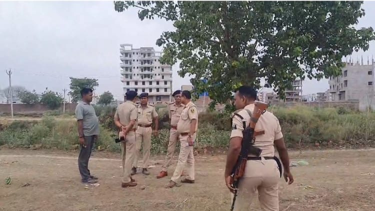 Bihar: जमीन विवाद ने लिया हिंसक रूप, दो गुटों के बीच फायरिंग में दो लोग घायल; पुलिस मौके पर पहुंची