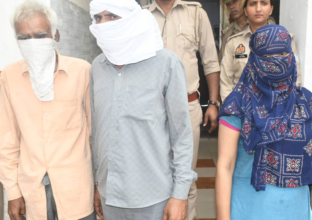 Sister's lover mixed potassium cyanide in liquor, three accused arrested