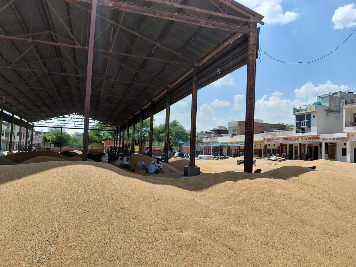 Robust arrangements have been put in place to ensure that farmers do not face any difficulties regarding gate passes or biometrics.