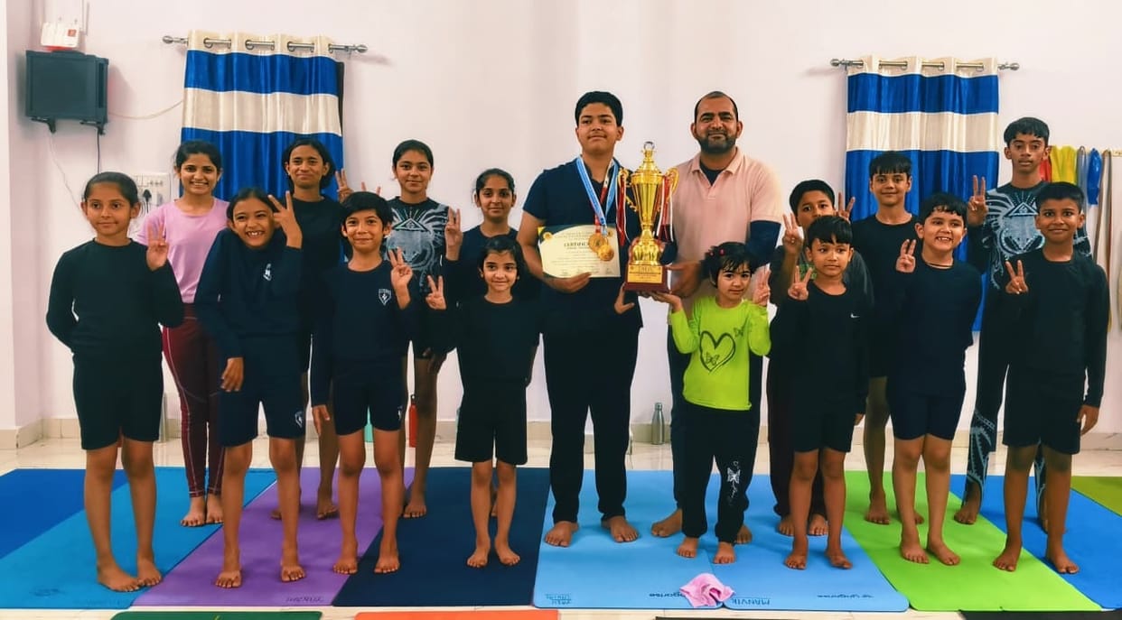 Gaurav Saini, the second winner of the Under-15 Chess Tournament, was welcomed in Prem Nagar.