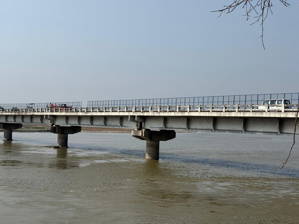 Repair work on Ganga bridge begins today, Sambhal-Moradabad bound vehicles diverted