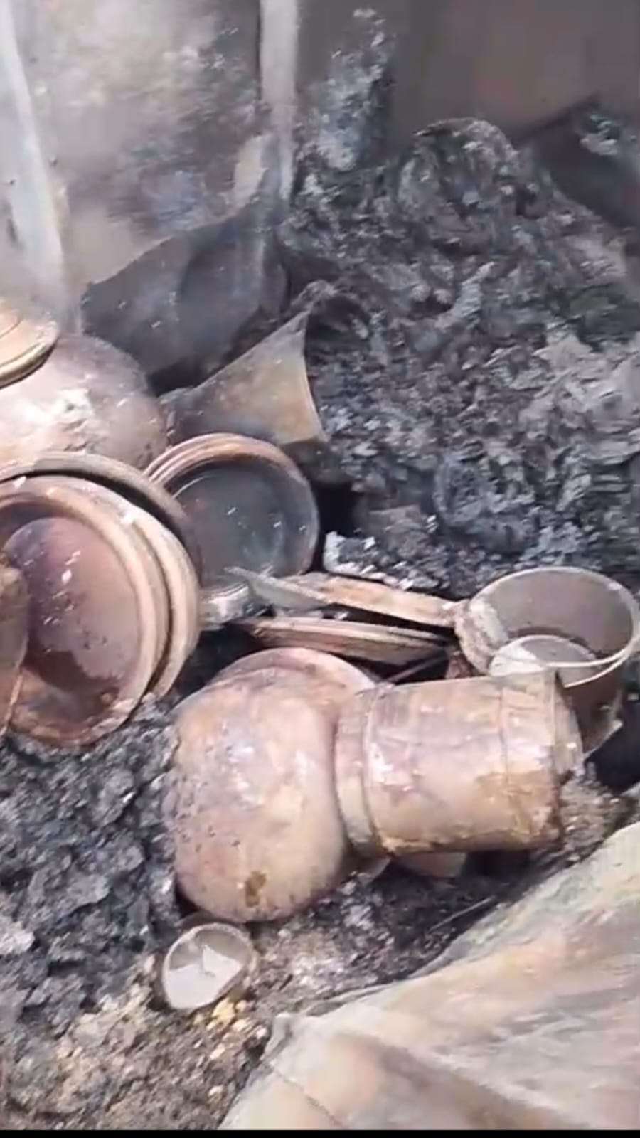 Goods including Rs 3 lakh kept for building a house burnt to ashes